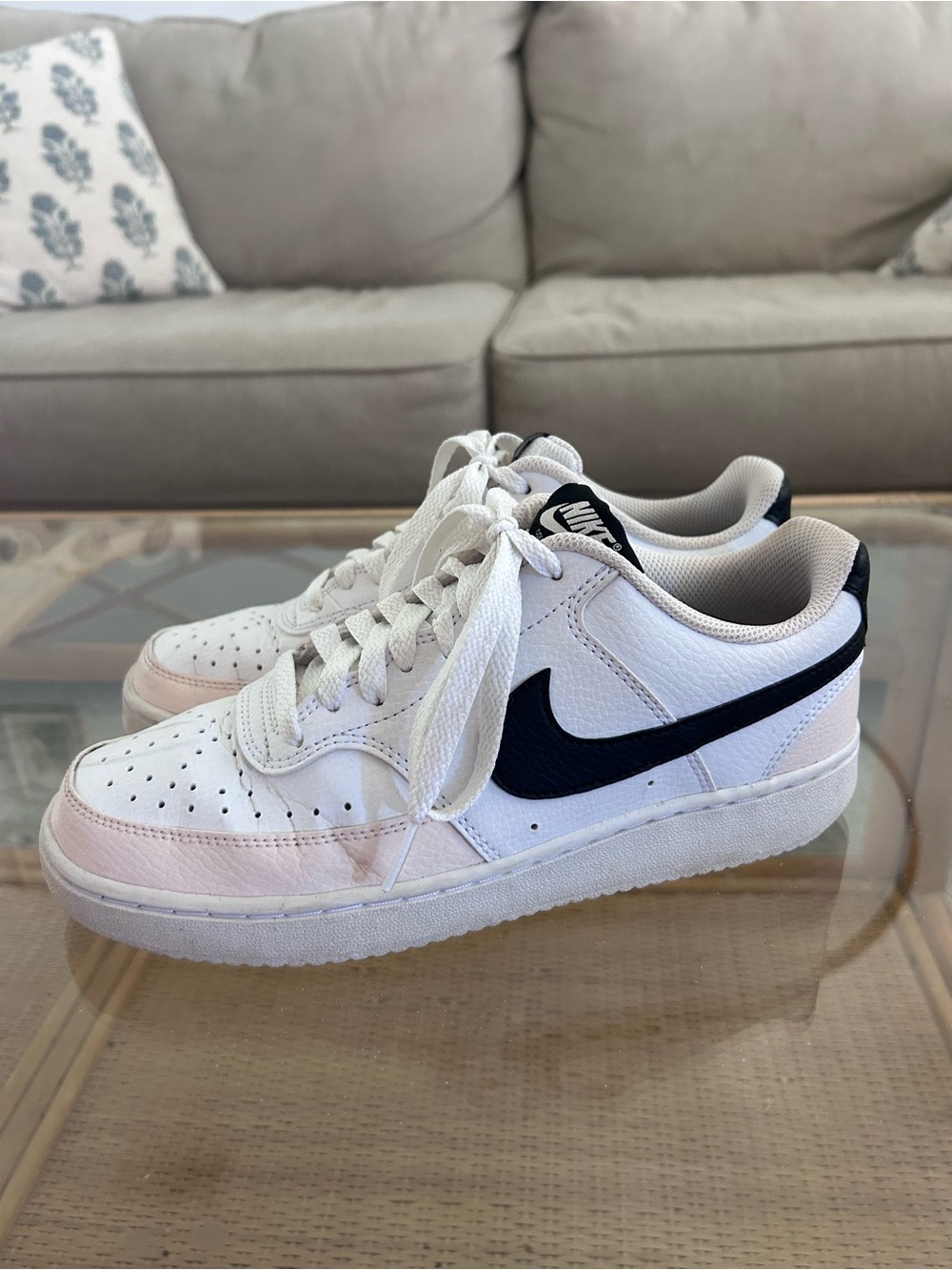 Nike White and Black Low-Top Sneakers